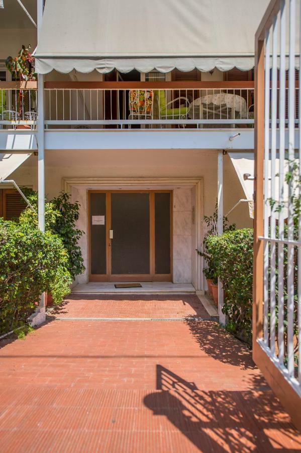 Starapartment Athens-Varkiza Top 2 ภายนอก รูปภาพ